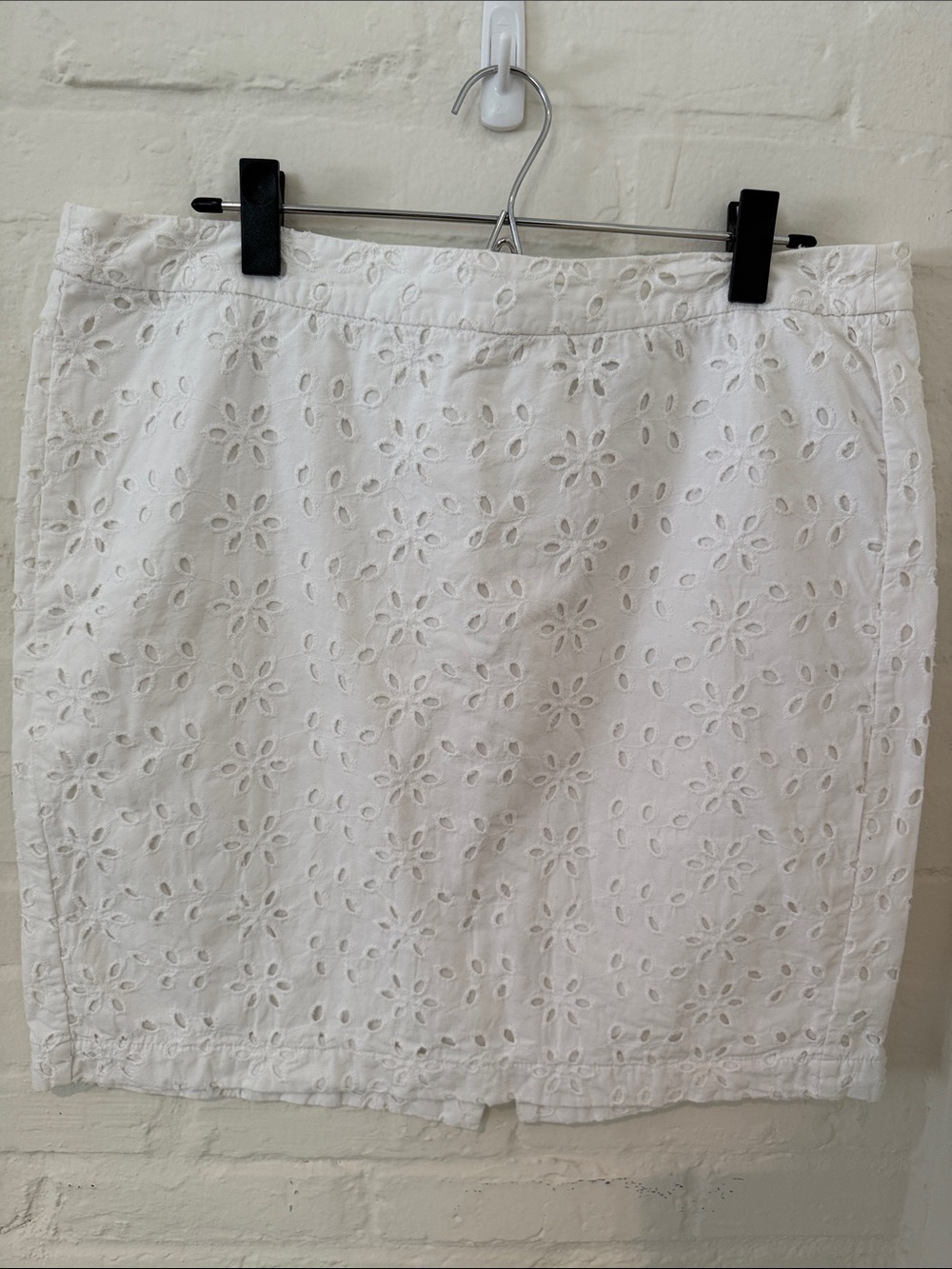 Old Navy White Eyelet Cutout Mini Skirt